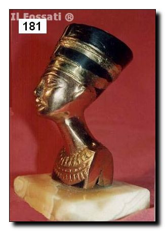 181-Nefertiti