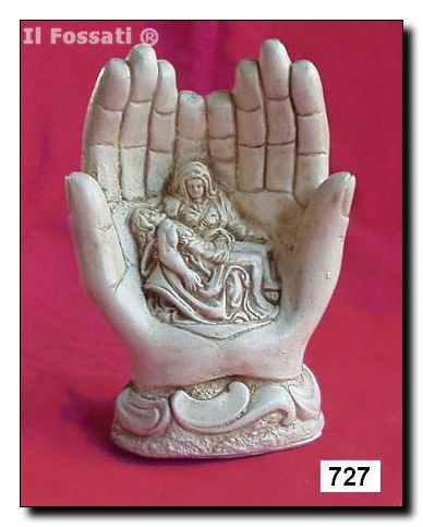 727-Manos con Piedad