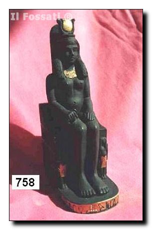 758-Isis en trono